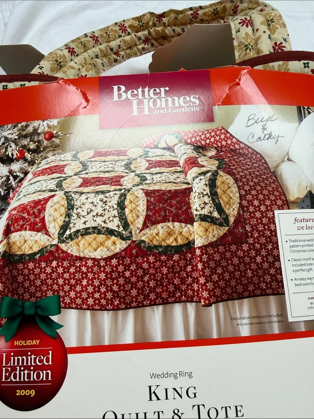 Better Homes And Gardens christmas Wedding Ring King Quilt with Tote